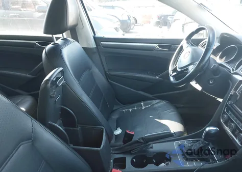 2017 Volkswagen Passat 1.8T R-Line from USA, damaged, VIN 1VWDT7A36HC071155